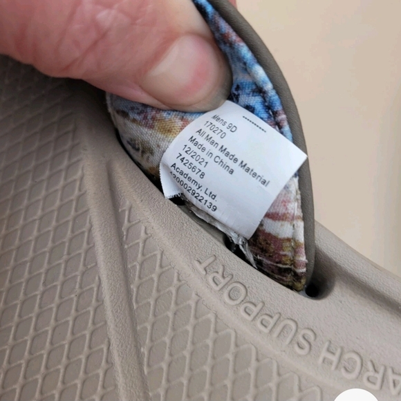 Realtree Aspect Tan and Gray Footwear - Picture 4 of 5